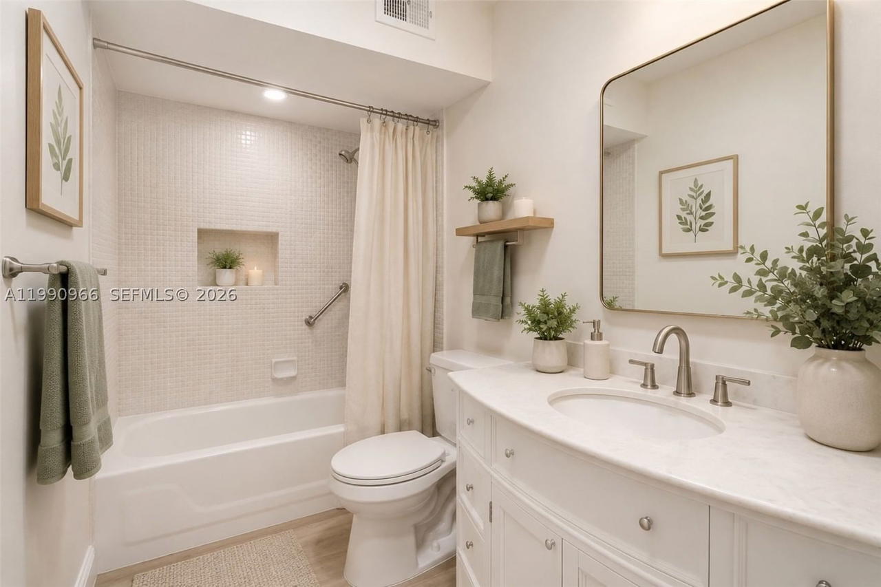 Real estate property located at 9201 Sunrise Lakes Blvd #304, Broward, Sunrise Lakes 108 Condo, Sunrise, FL