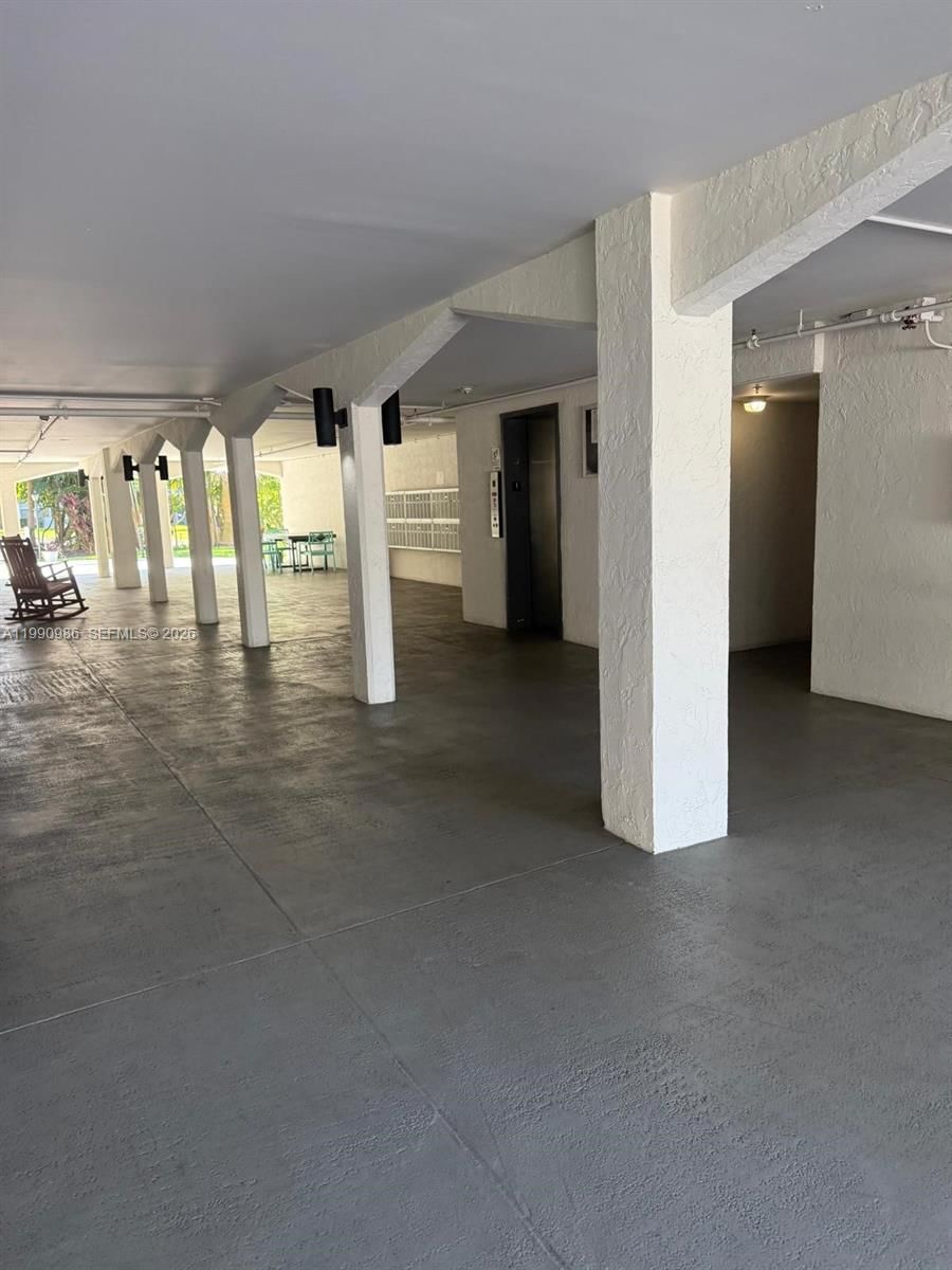 Real estate property located at 4025 Federal Hwy #213B, Broward, Kings Park Garden Apts Co, Oakland Park, FL