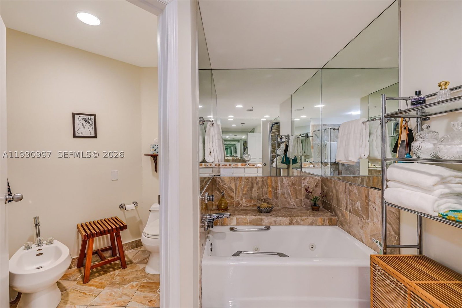 Real estate property located at 888 Brickell Key Dr #807, Miami-dade, One Tequesta Point Condo, Miami, FL