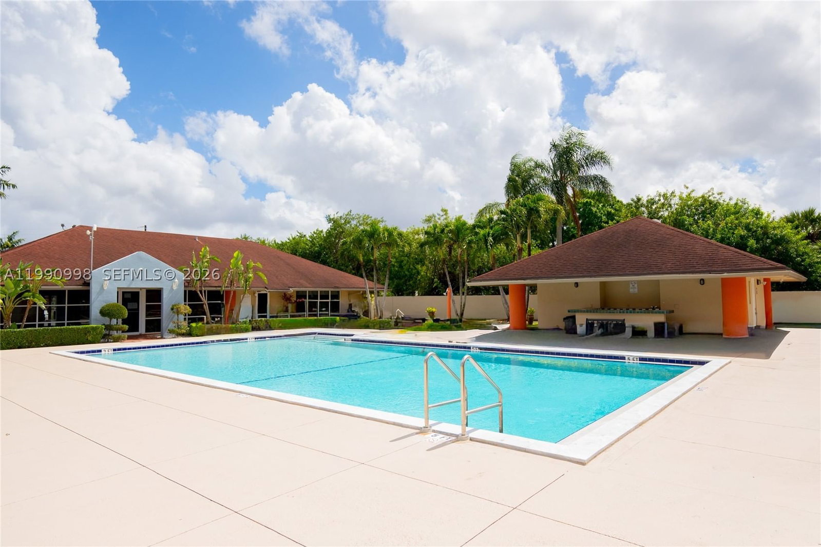 Real estate property located at 18890 57 ave #210, Miami-dade, Villa Rustica I Condo, Hialeah, FL