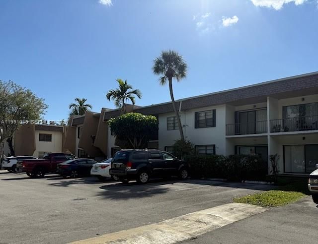 Real estate property located at , Miami-dade, Sunrise Point Condo Bldg, Pinecrest, FL