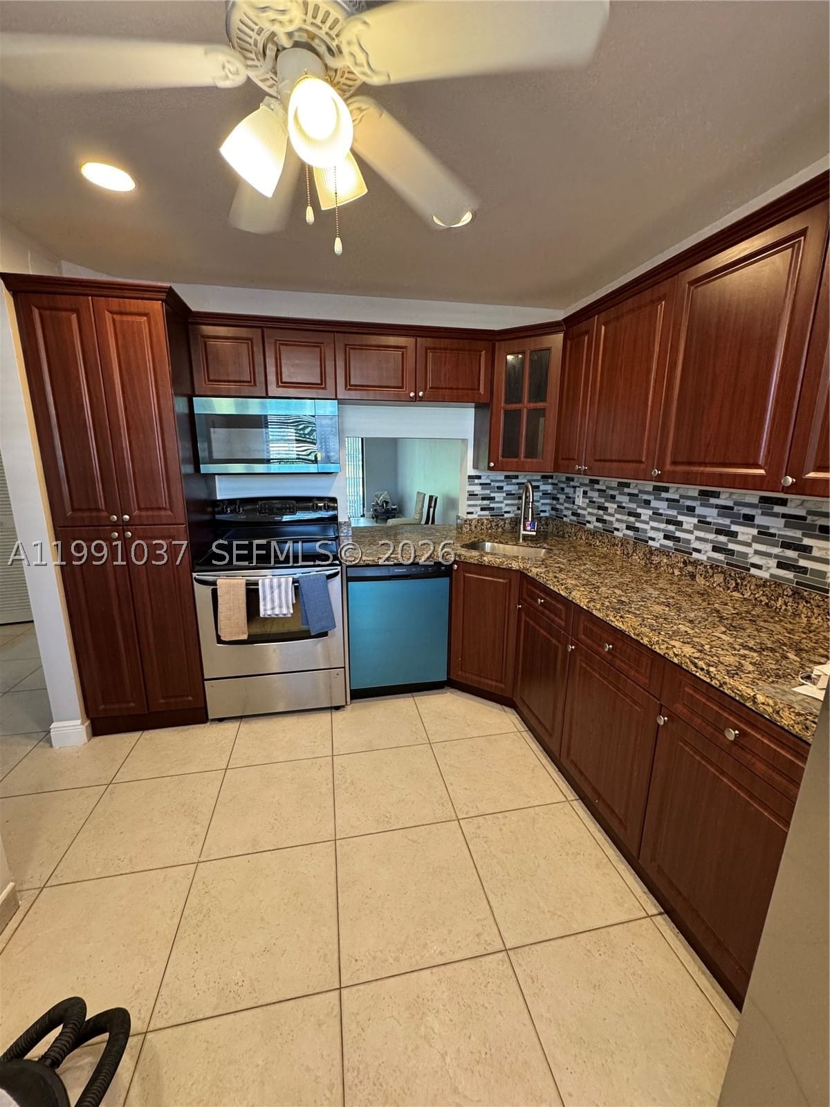 Real estate property located at 6095 Sabal Palm Blvd #104, Broward, Lakes Of Carriage Hills, Tamarac, FL
