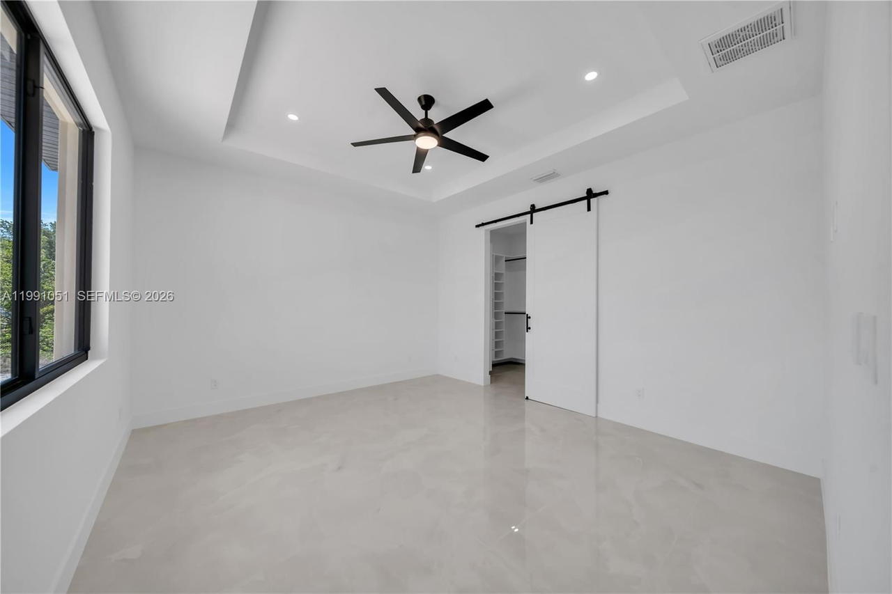 Real estate property located at 2707 29th St, Lee, Lehigh Acres, Lehigh Acres, FL