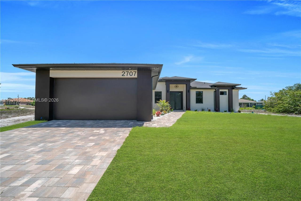 Real estate property located at 2707 29th St, Lee, Lehigh Acres, Lehigh Acres, FL
