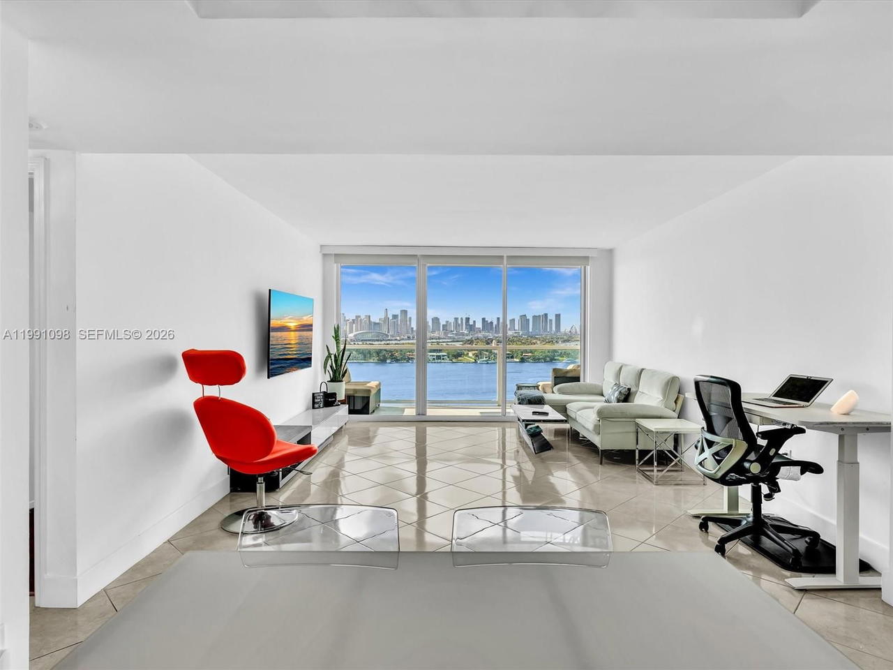 Real estate property located at 650 West Ave #1605, Miami-dade, The Floridian Condo, Miami Beach, FL
