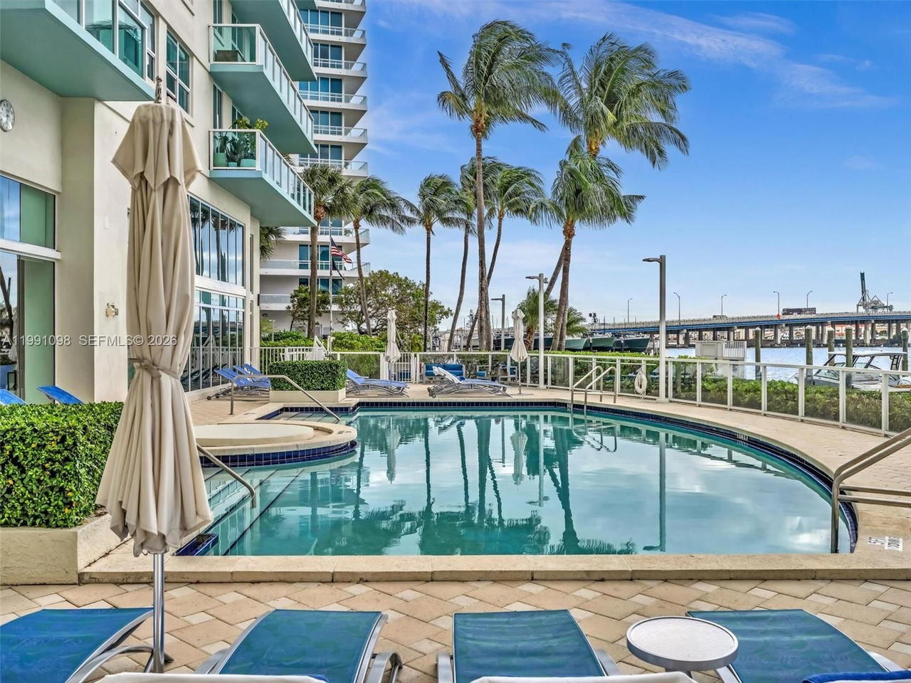 Real estate property located at 650 West Ave #1605, Miami-dade, The Floridian Condo, Miami Beach, FL
