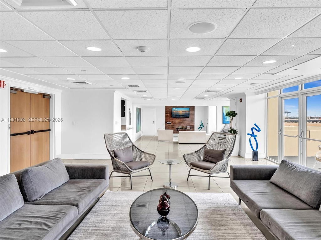 Real estate property located at 650 West Ave #1605, Miami-dade, The Floridian Condo, Miami Beach, FL