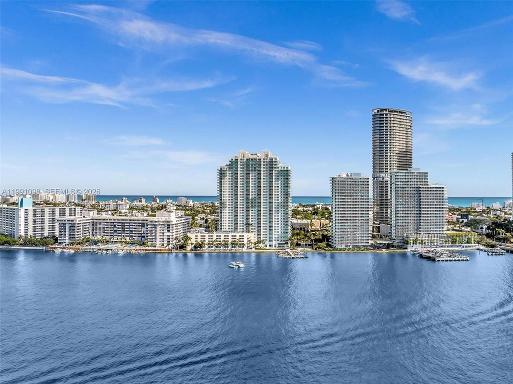 Real estate property located at 650 West Ave #1605, Miami-dade, The Floridian Condo, Miami Beach, FL