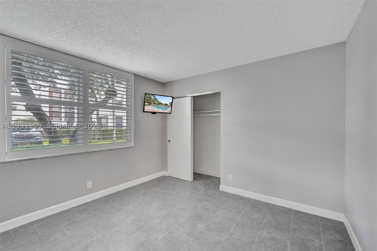 Real estate property located at 9330 Lagoon Pl #109, Broward, Poinciana 12 Pine Island, Davie, FL