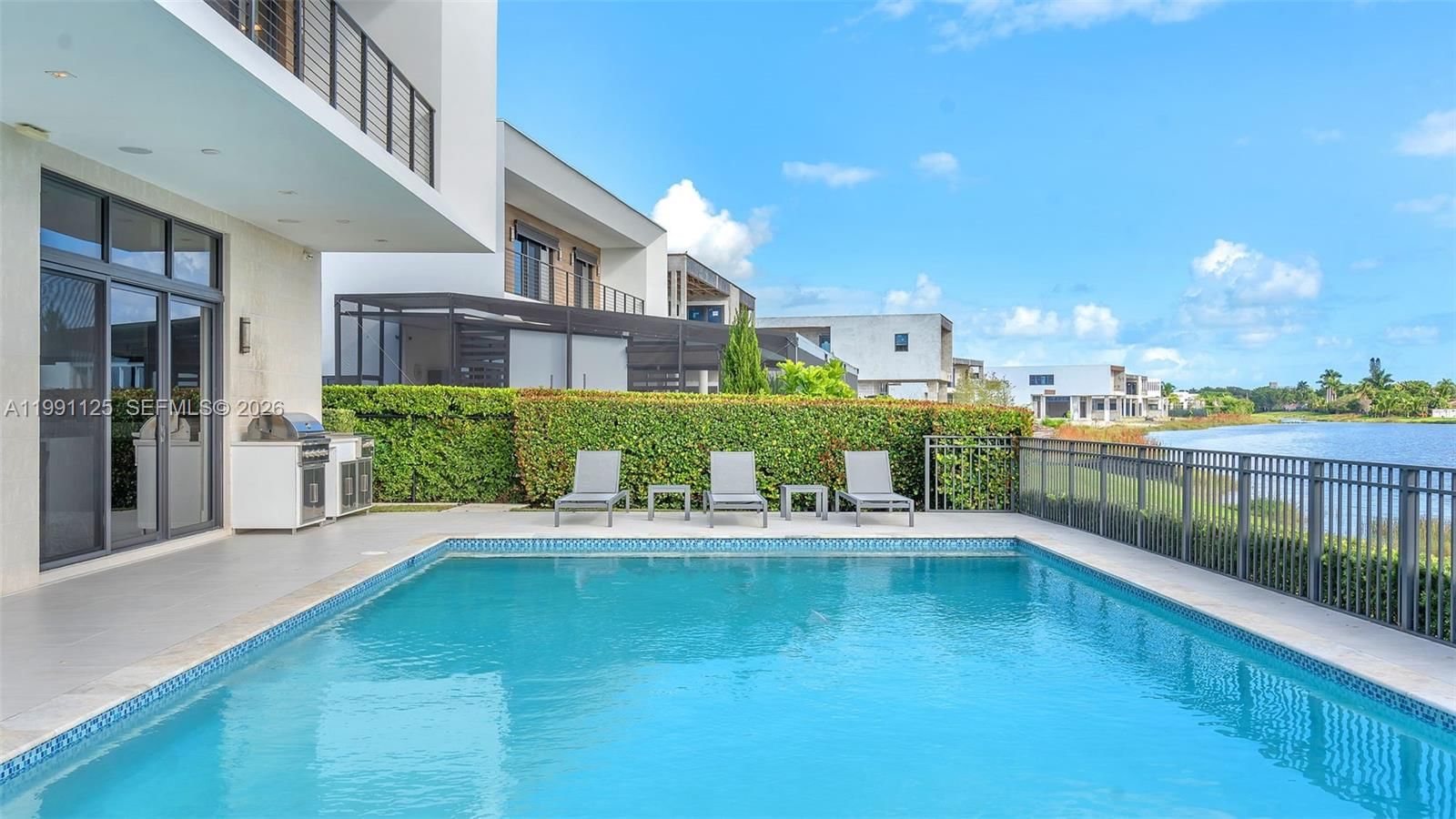 Real estate property located at 16772 Botaniko Dr S, Broward, Botaniko Weston Estates, Weston, FL