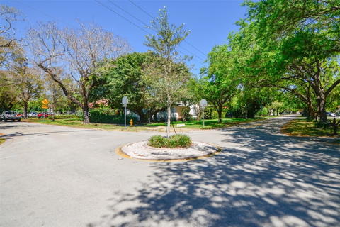 Real estate property located at 1201 Obispo Ave, Miami-dade, Coral Gables Sec E, Coral Gables, FL