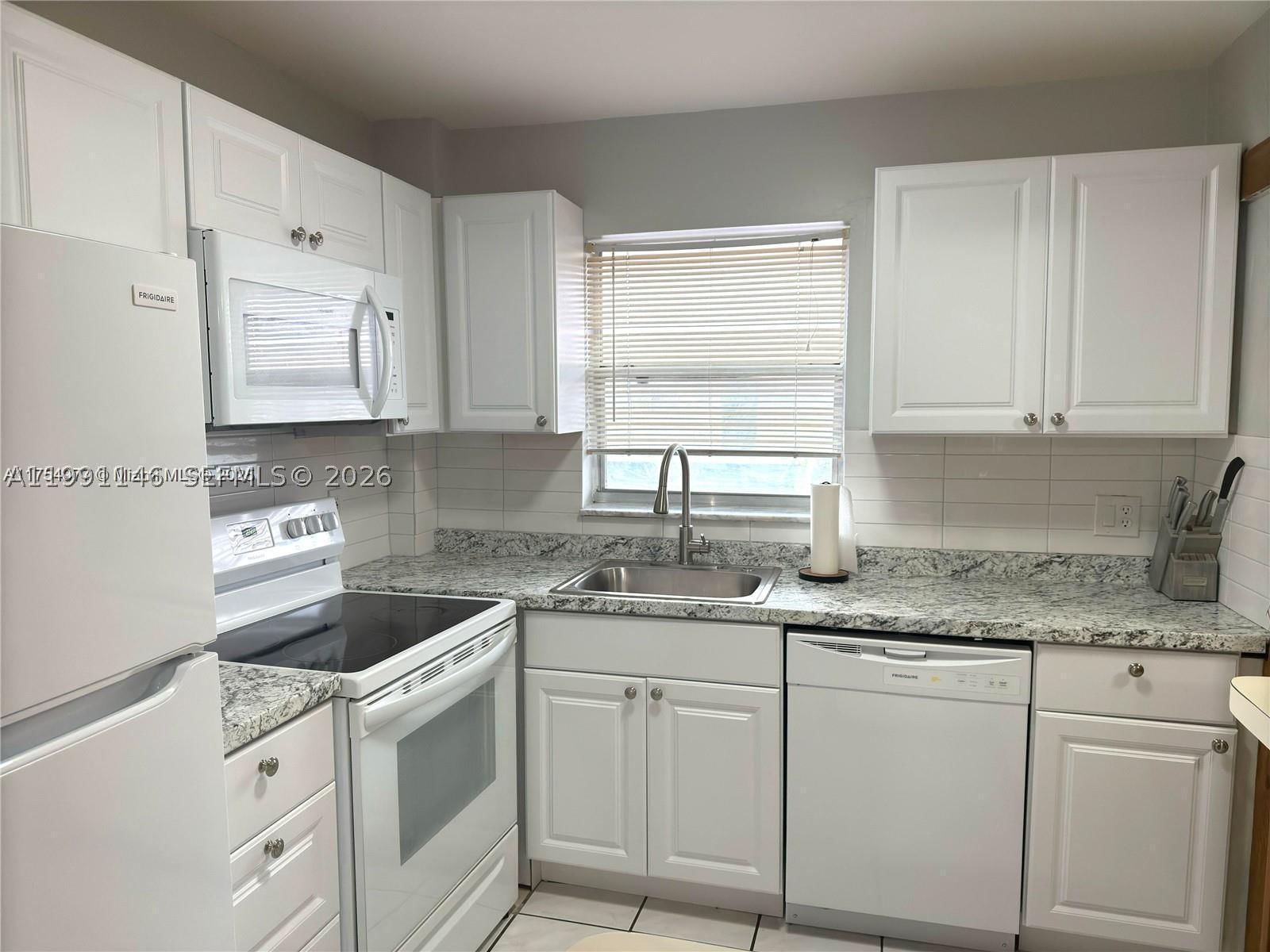 Real estate property located at 805 Oakland Park Blvd D19, Broward, Racquet Club, Oakland Park, FL