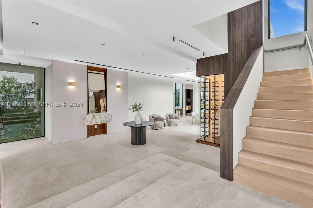 Real estate property located at 535 Shore Dr, Miami-dade, Normandy Golf Course, Miami Beach, FL