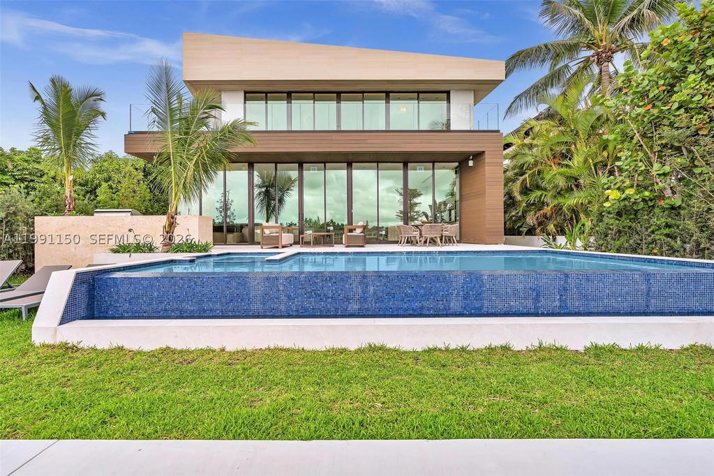 Real estate property located at 535 Shore Dr, Miami-dade, Normandy Golf Course, Miami Beach, FL