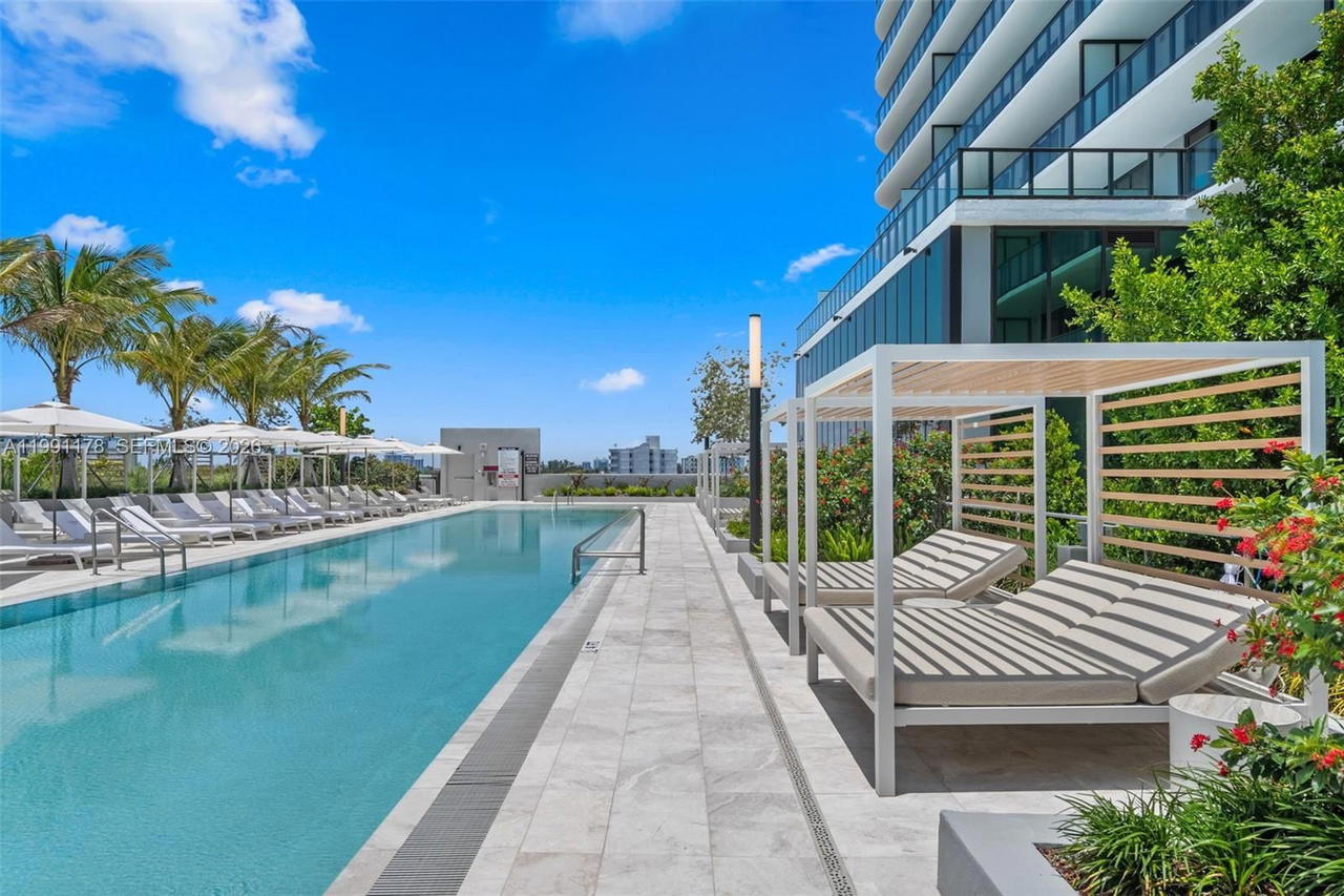 Real estate property located at 580 72nd St #1402, Miami-dade, 72 Park Condo, Miami Beach, FL