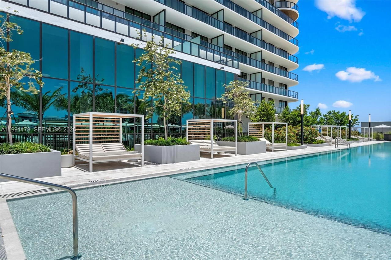 Real estate property located at 580 72nd St #1402, Miami-dade, 72 Park Condo, Miami Beach, FL