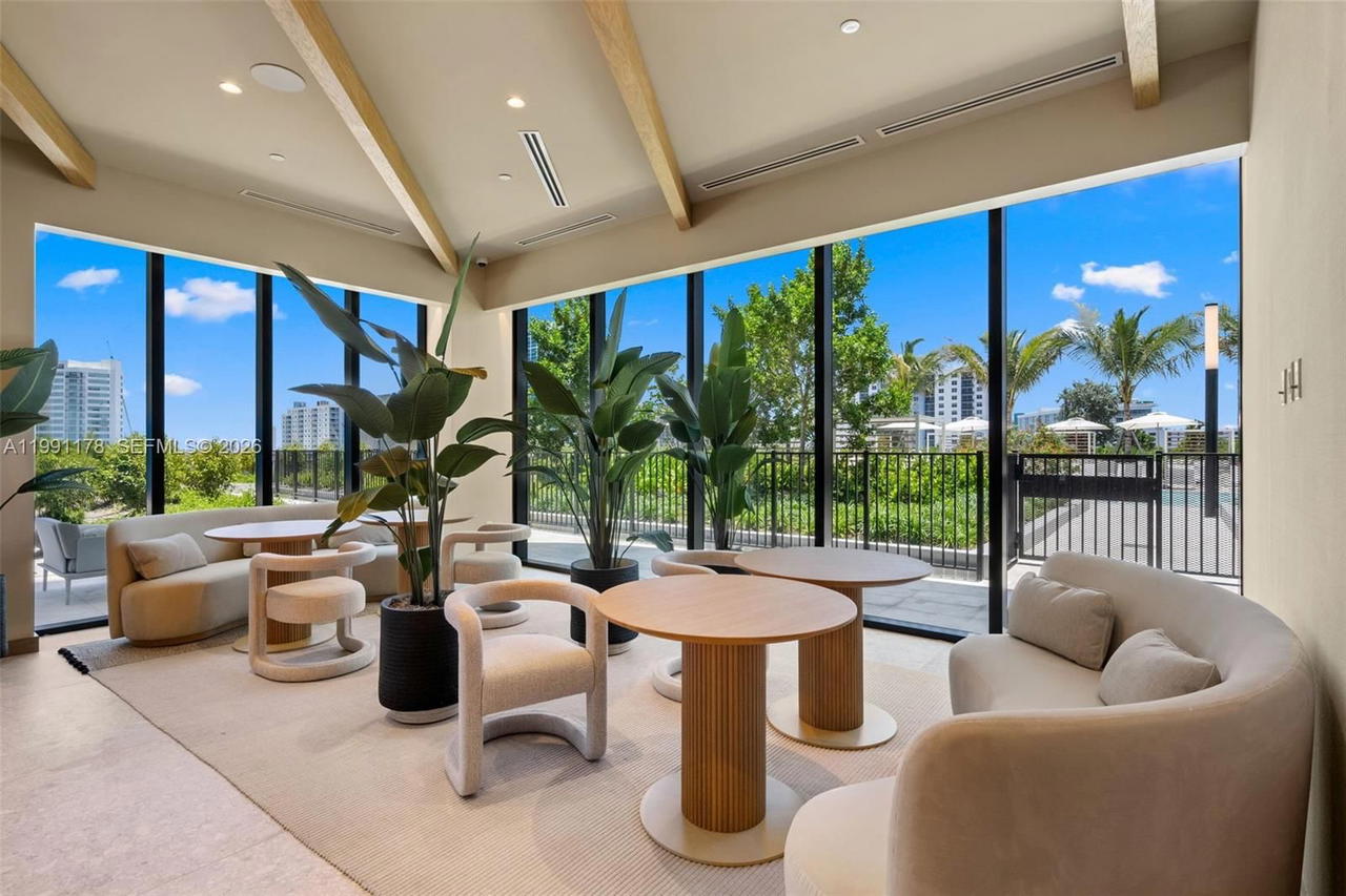 Real estate property located at 580 72nd St #1402, Miami-dade, 72 Park Condo, Miami Beach, FL
