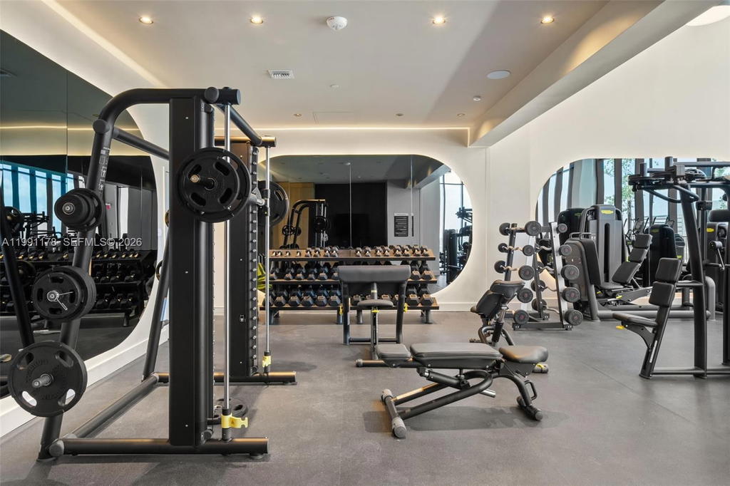 Real estate property located at 580 72nd St #1402, Miami-dade, 72 Park Condo, Miami Beach, FL