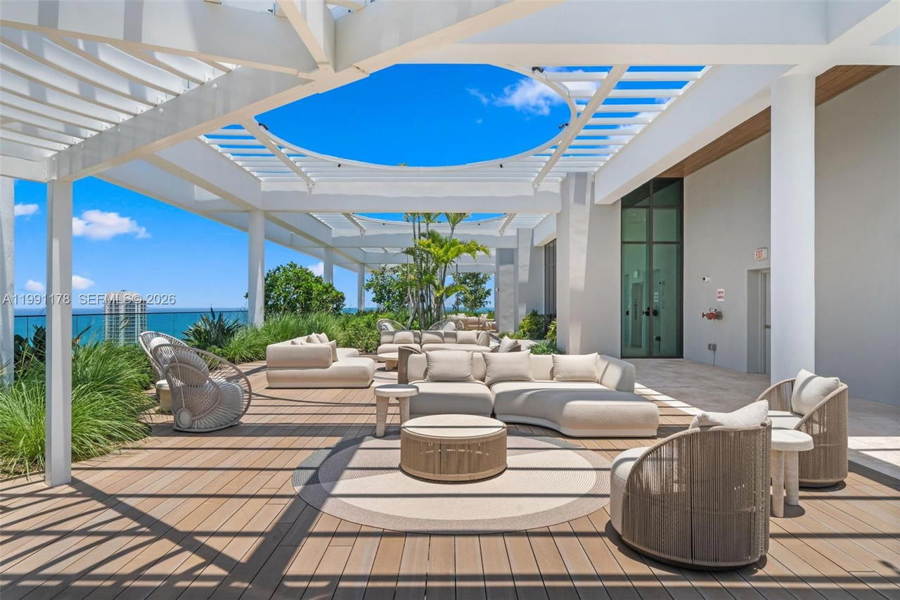 Real estate property located at 580 72nd St #1402, Miami-dade, 72 Park Condo, Miami Beach, FL