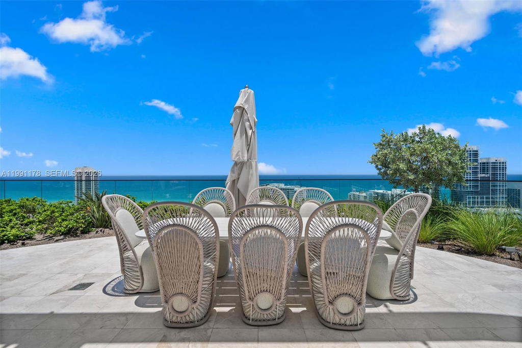 Real estate property located at 580 72nd St #1402, Miami-dade, 72 Park Condo, Miami Beach, FL