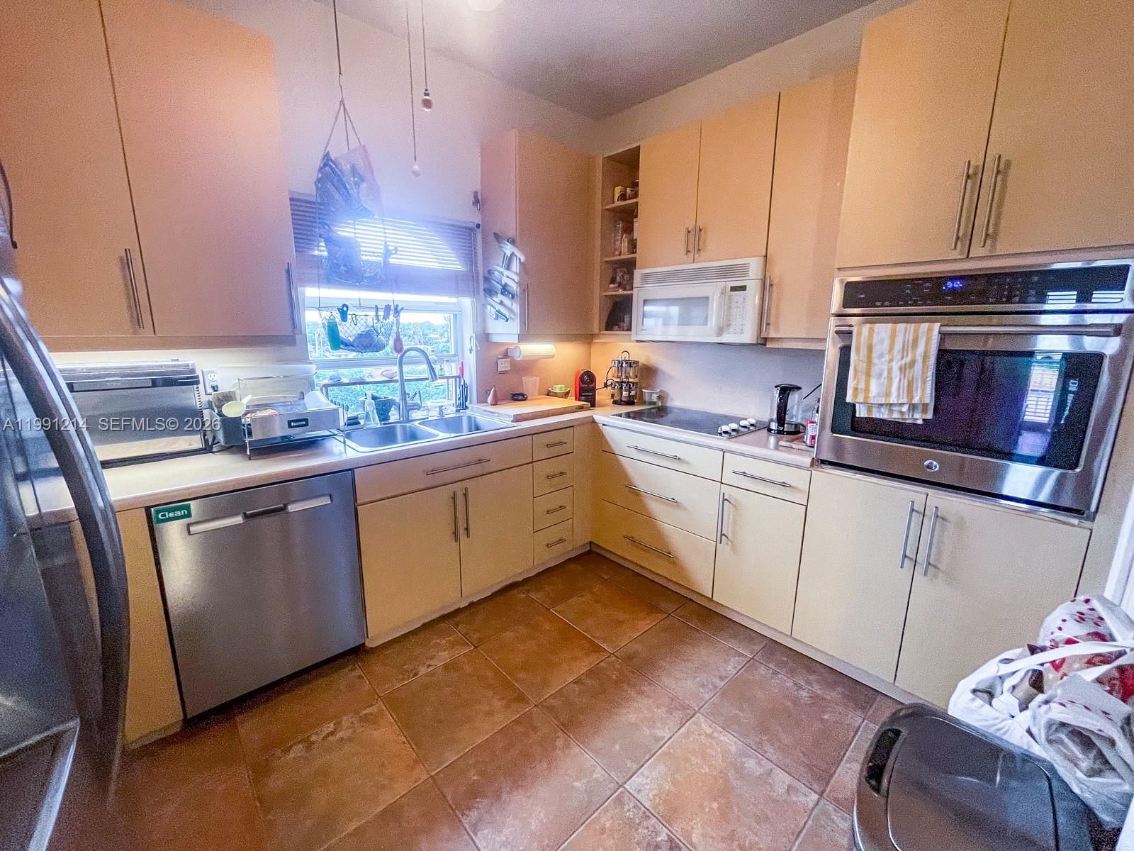 Real estate property located at 9008 Collins Ave #402, Miami-dade, Mediterranean Condo, Surfside, FL