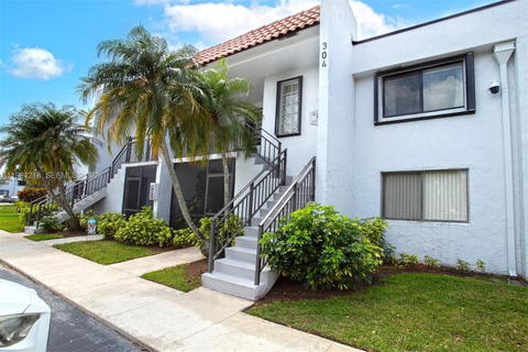 Real estate property located at 304 Racquet Club Rd #203, Broward, Gardens At Bonaventure 11, Weston, FL