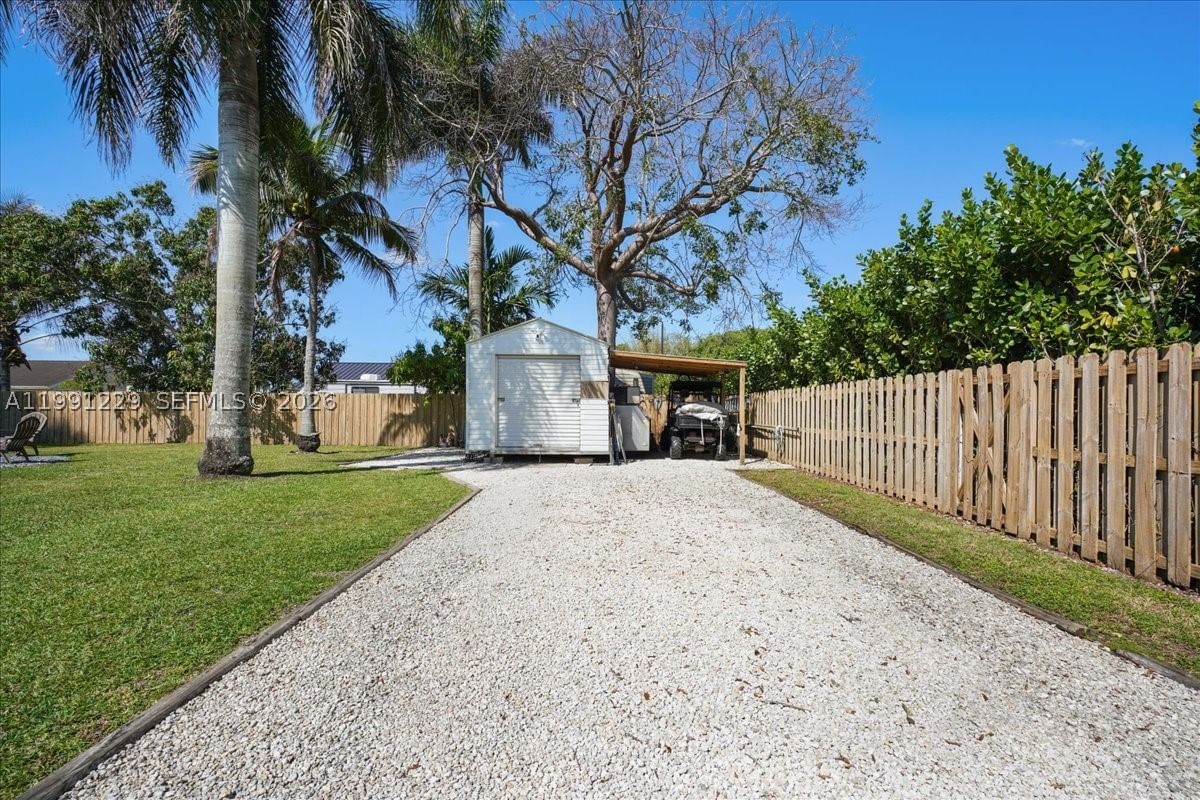 Real estate property located at 1650 14th Ter, Miami-dade, Redlands Best, Homestead, FL