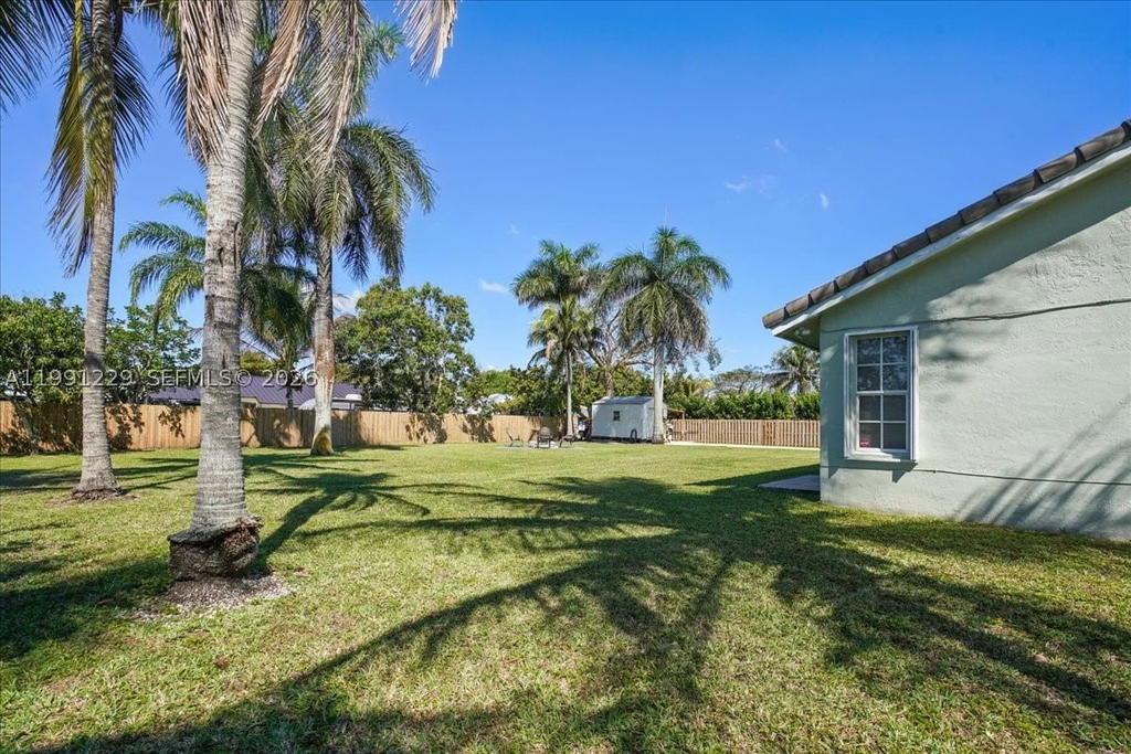 Real estate property located at 1650 14th Ter, Miami-dade, Redlands Best, Homestead, FL