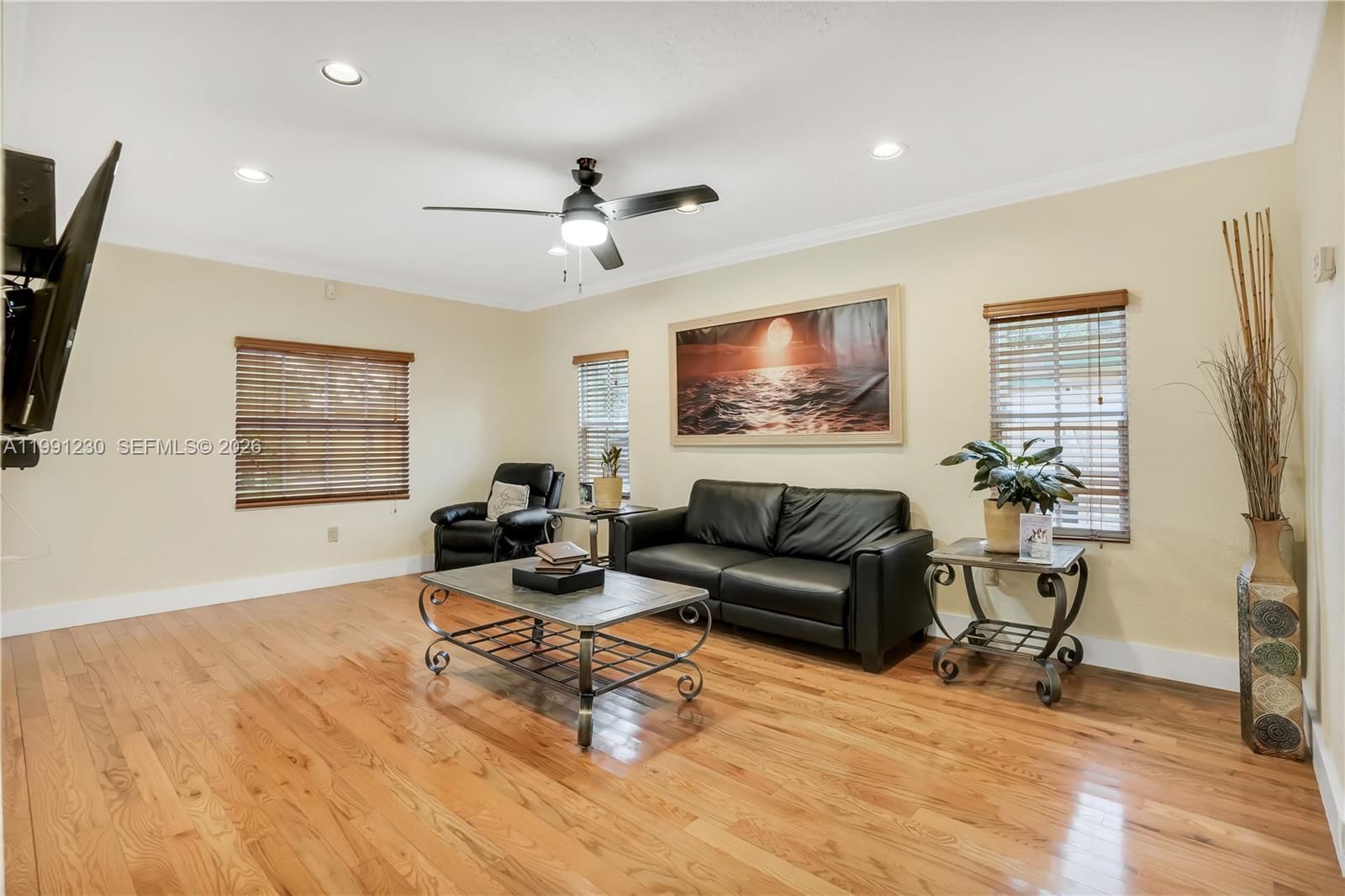 Real estate property located at 316 24th Ave, Broward, Hollywood Little Ranches, Hollywood, FL