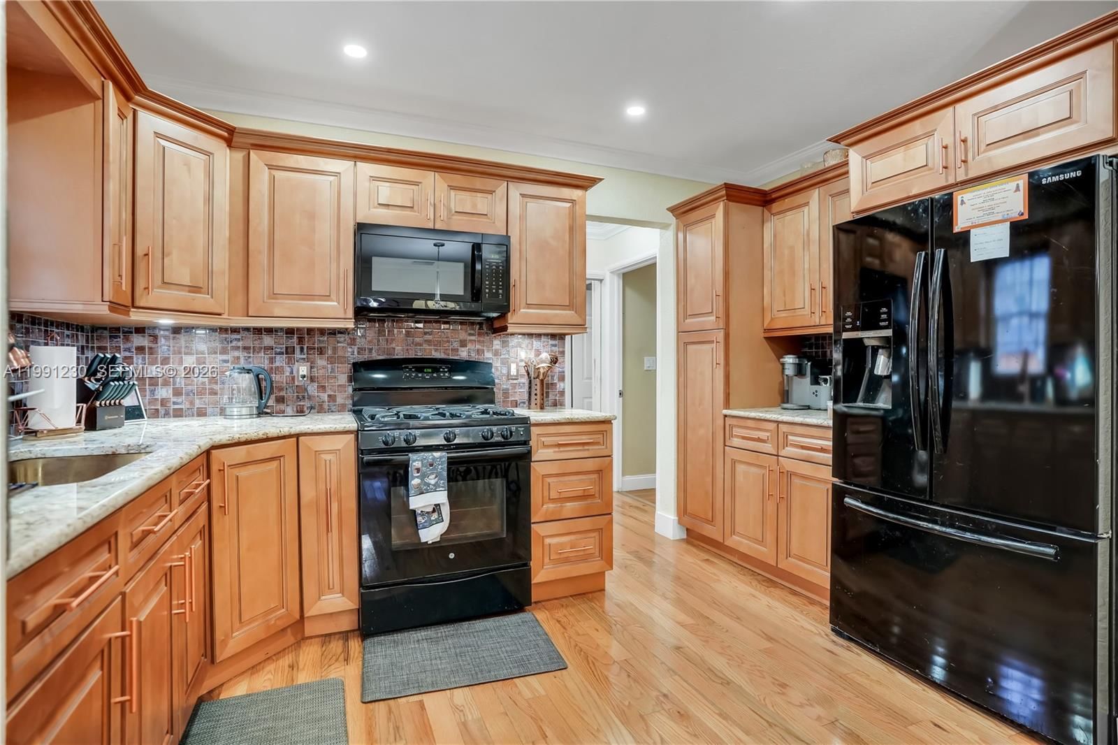 Real estate property located at 316 24th Ave, Broward, Hollywood Little Ranches, Hollywood, FL