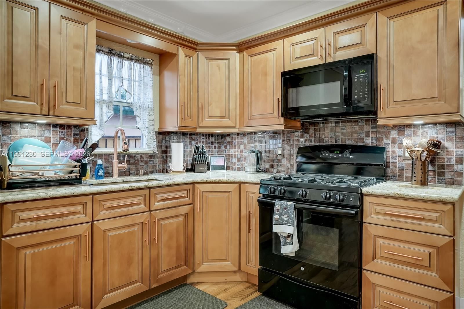 Real estate property located at 316 24th Ave, Broward, Hollywood Little Ranches, Hollywood, FL