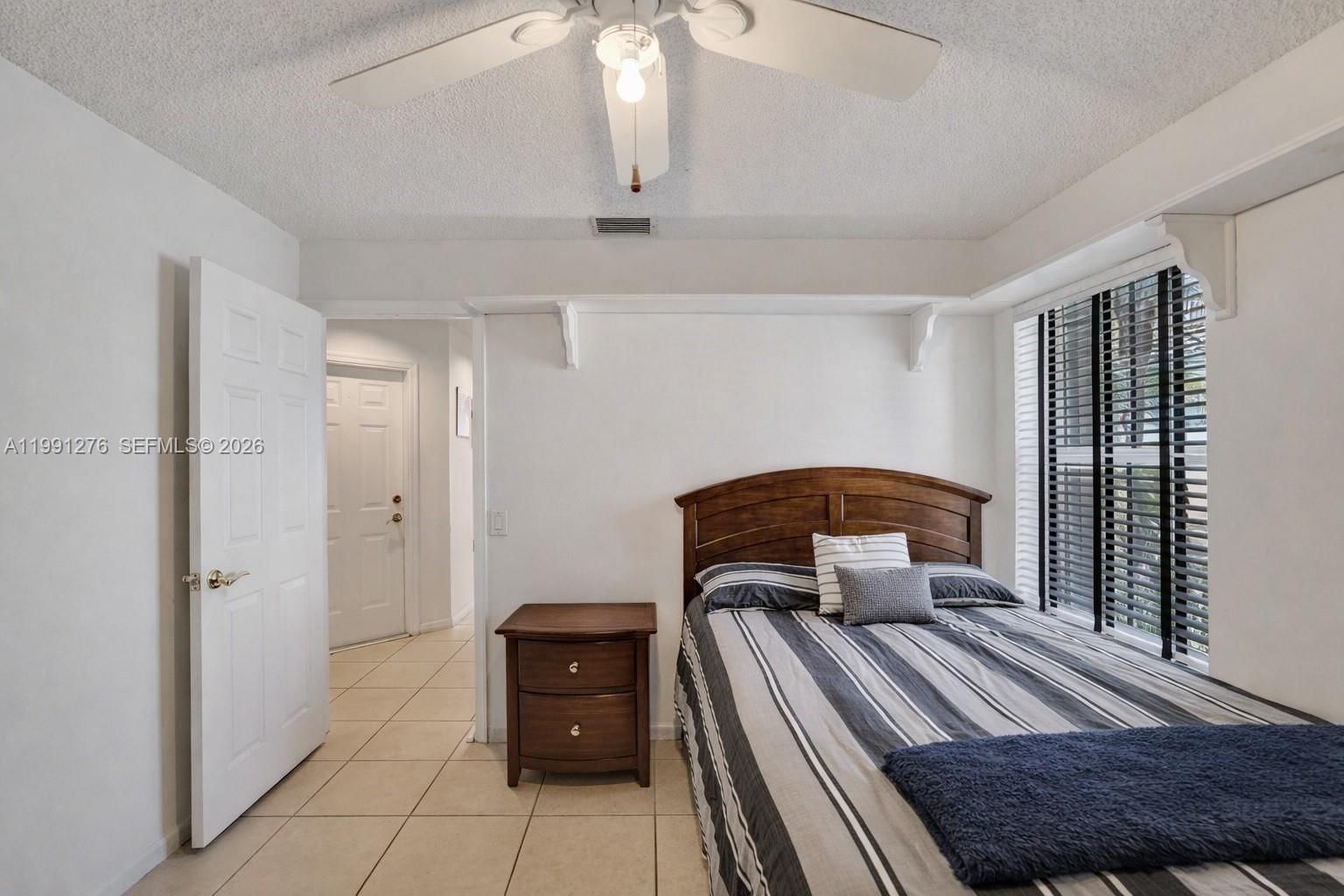 Real estate property located at 1080 Briar Ridge Rd, Broward, Sector 3 - Parcels C D E, Weston, FL