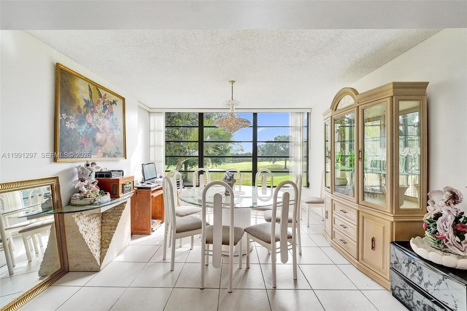 Real estate property located at 1502 Whitehall Dr #205, Broward, Condo 1 Of Whitehall Cond, Davie, FL