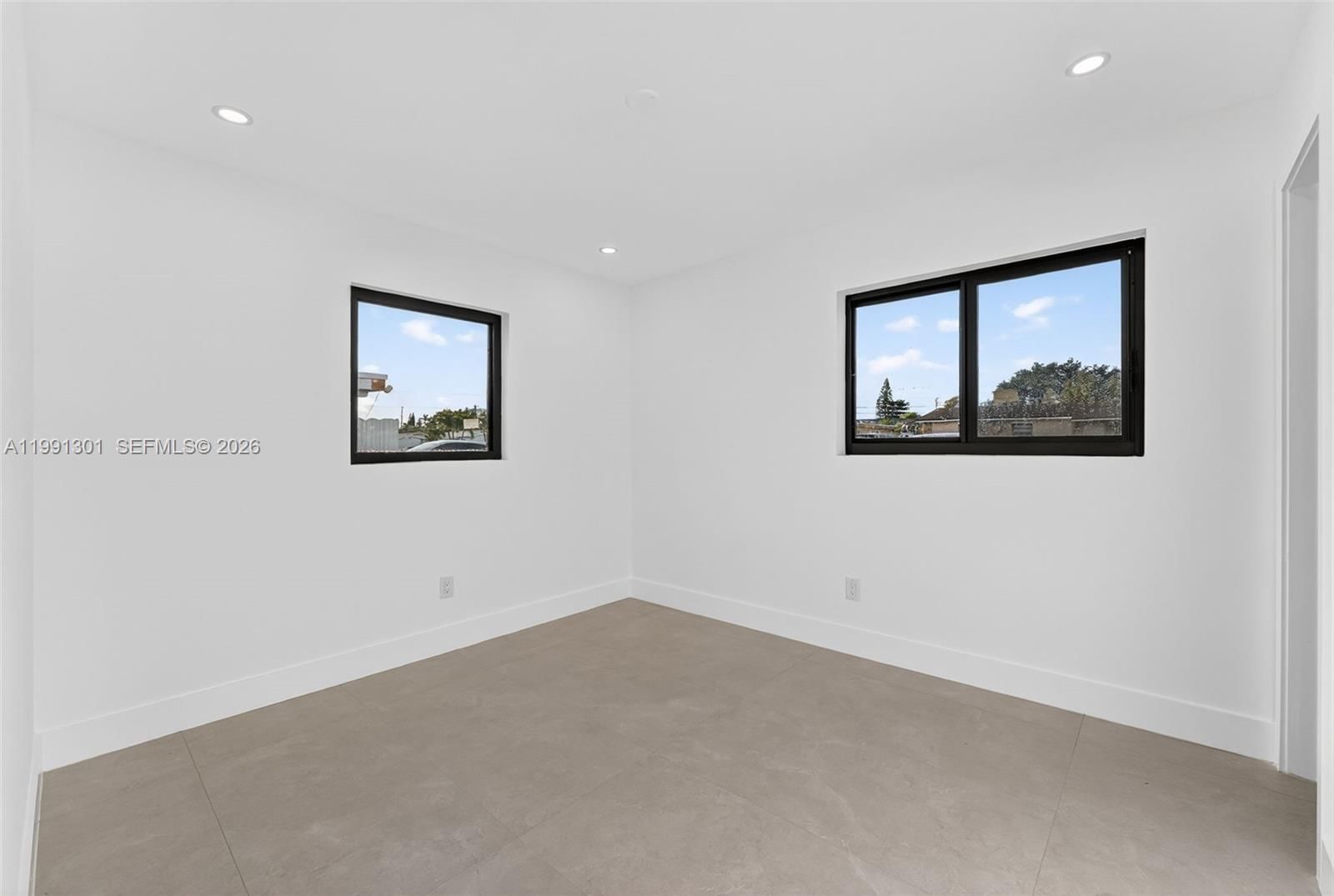 Real estate property located at 10445 149th Ter, Miami-dade, Richmond Hgts Ests 3rd Ad, Unincorporated Dade, FL