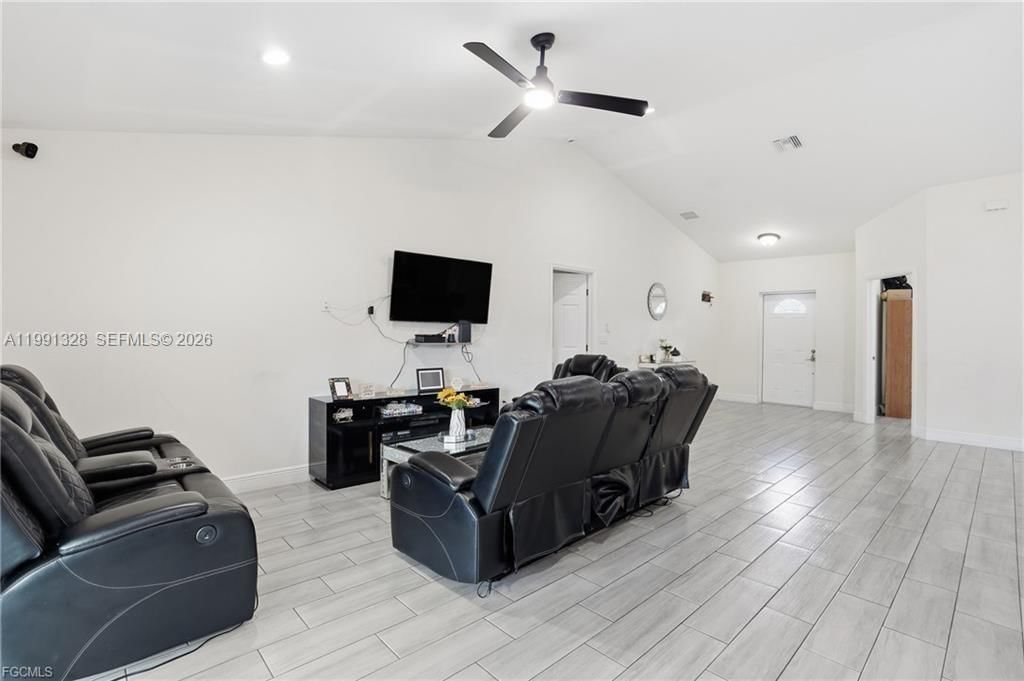 Real estate property located at 1013 ATHERTON AVE, Lee, Lehigh Acres, Lehigh Acres, FL