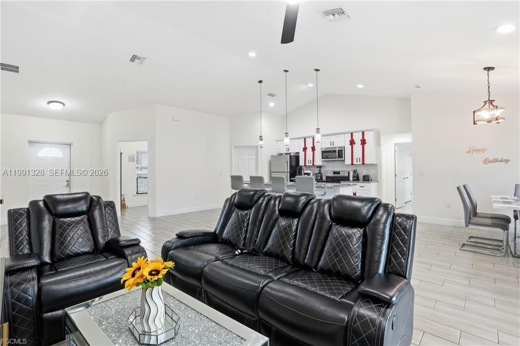 Real estate property located at 1013 ATHERTON AVE, Lee, Lehigh Acres, Lehigh Acres, FL