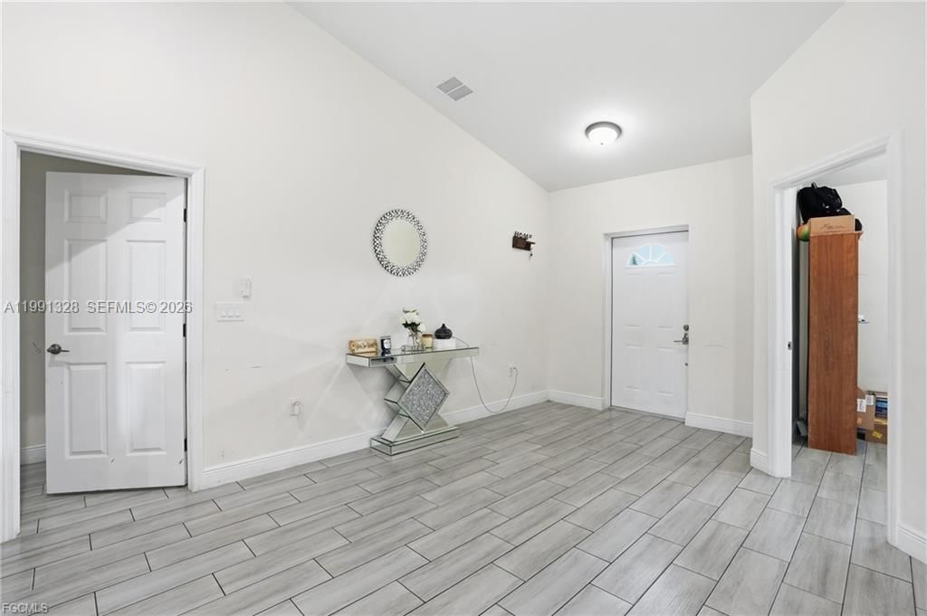 Real estate property located at 1013 ATHERTON AVE, Lee, Lehigh Acres, Lehigh Acres, FL