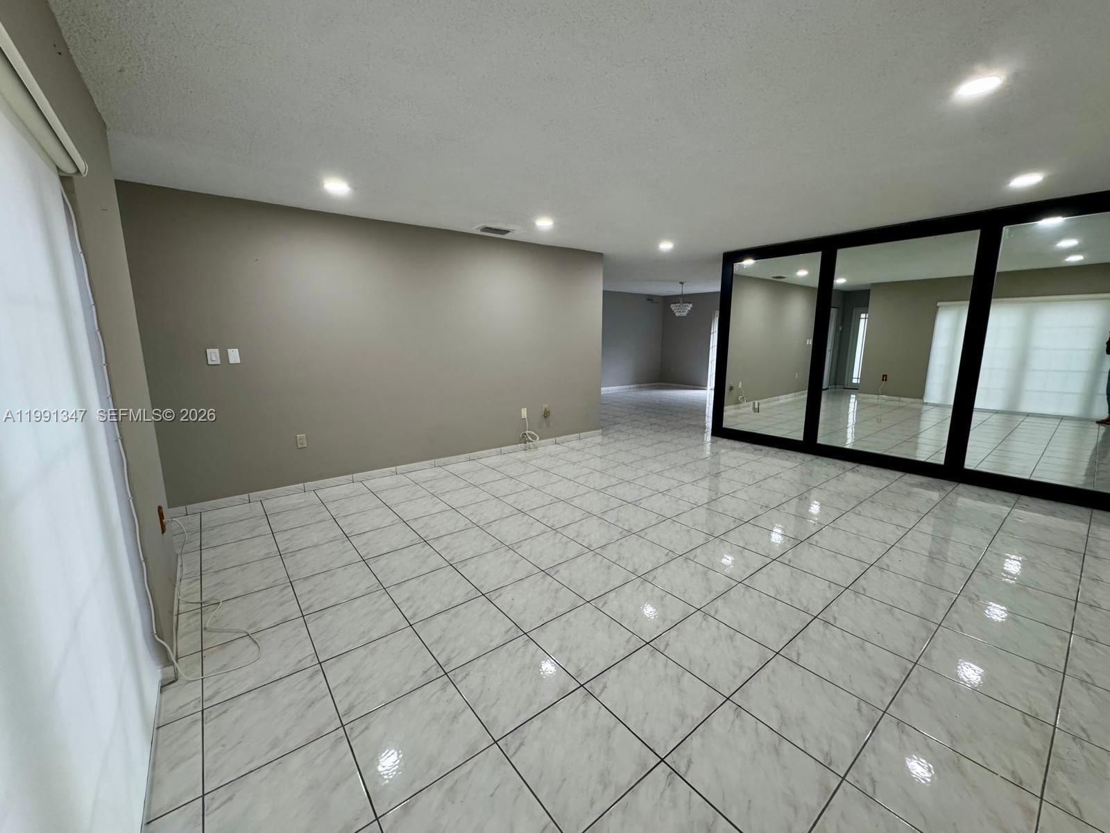 Real estate property located at 2505 126th Ave, Miami-dade, International Gardens Sec, Miami, FL