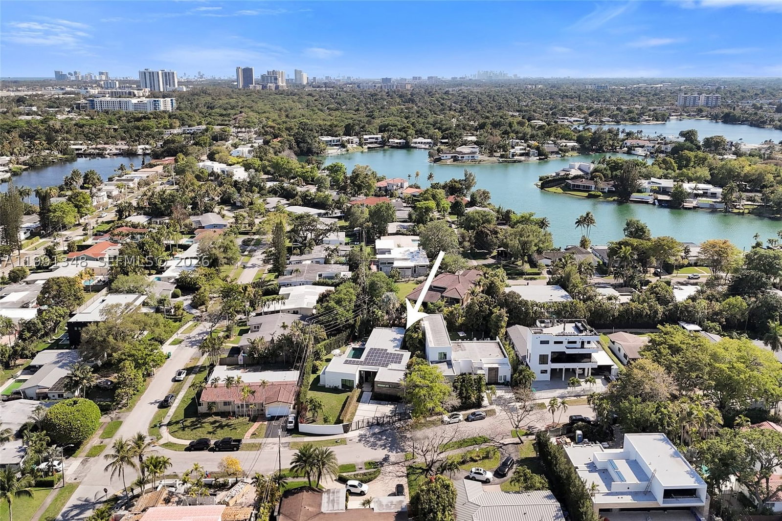 Real estate property located at 2120 197th Ter, Miami-dade, ¤skylake, Miami, FL