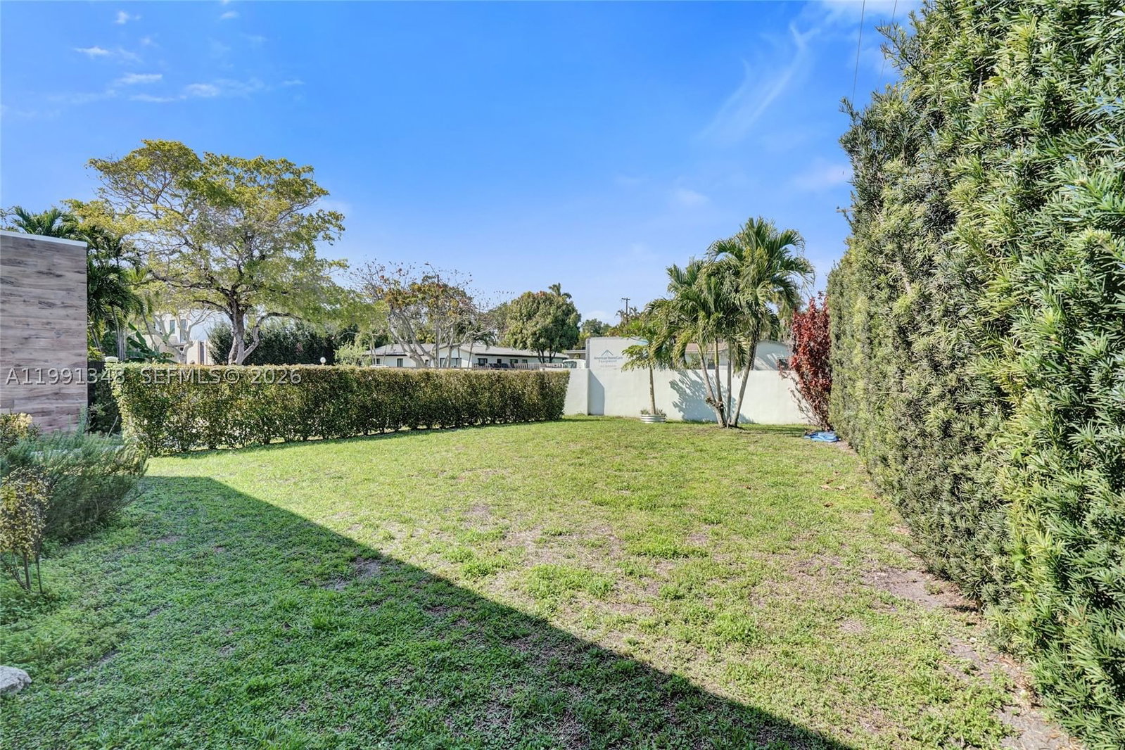Real estate property located at 2120 197th Ter, Miami-dade, ¤skylake, Miami, FL