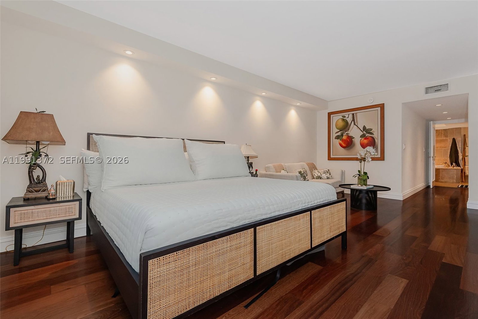 Real estate property located at 600 Grapetree Dr #9GN, Miami-dade, Mar-azul Condo, Key Biscayne, FL