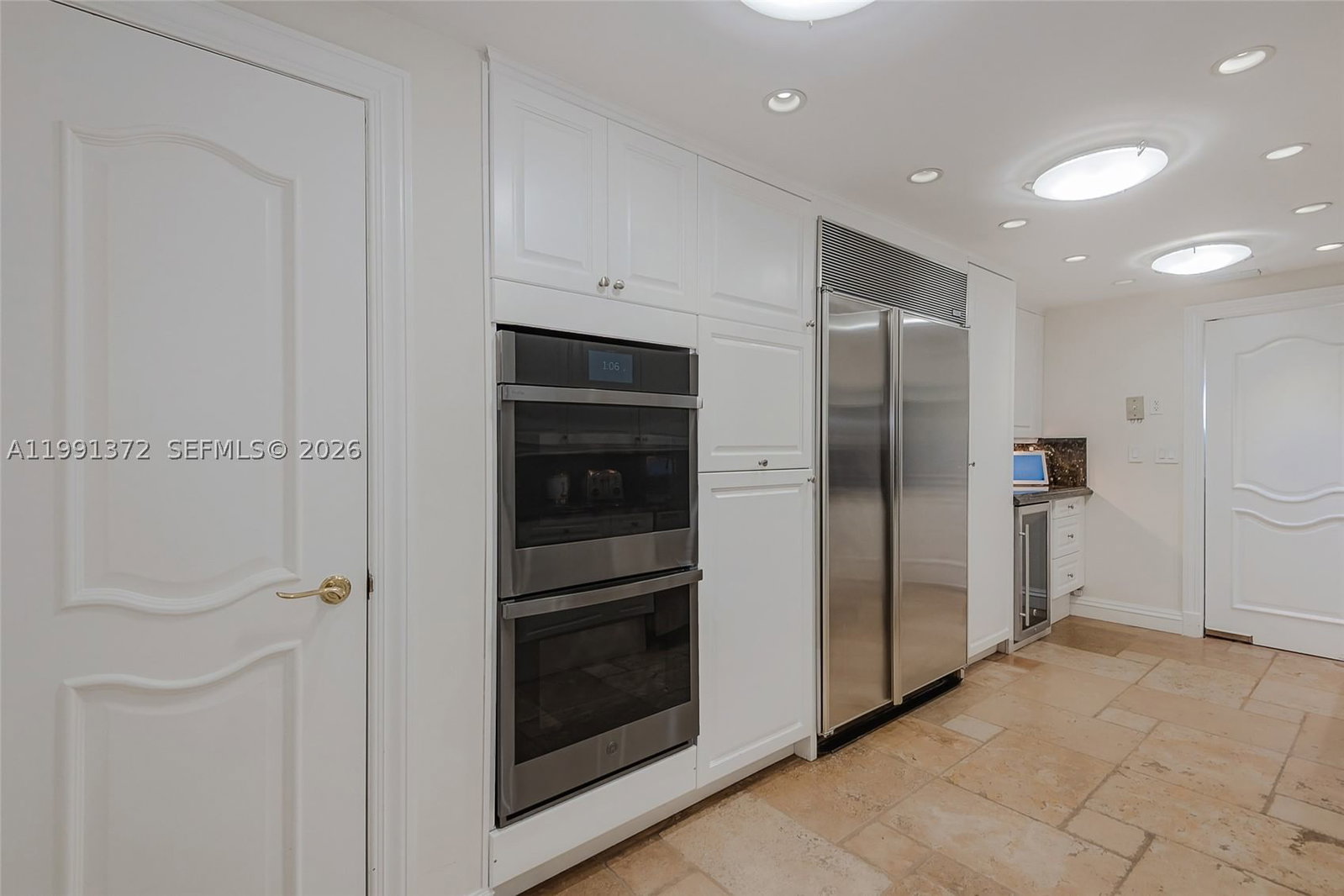 Real estate property located at 600 Grapetree Dr #9GN, Miami-dade, Mar-azul Condo, Key Biscayne, FL