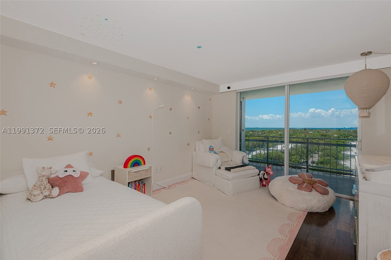 Real estate property located at 600 Grapetree Dr #9GN, Miami-dade, Mar-azul Condo, Key Biscayne, FL