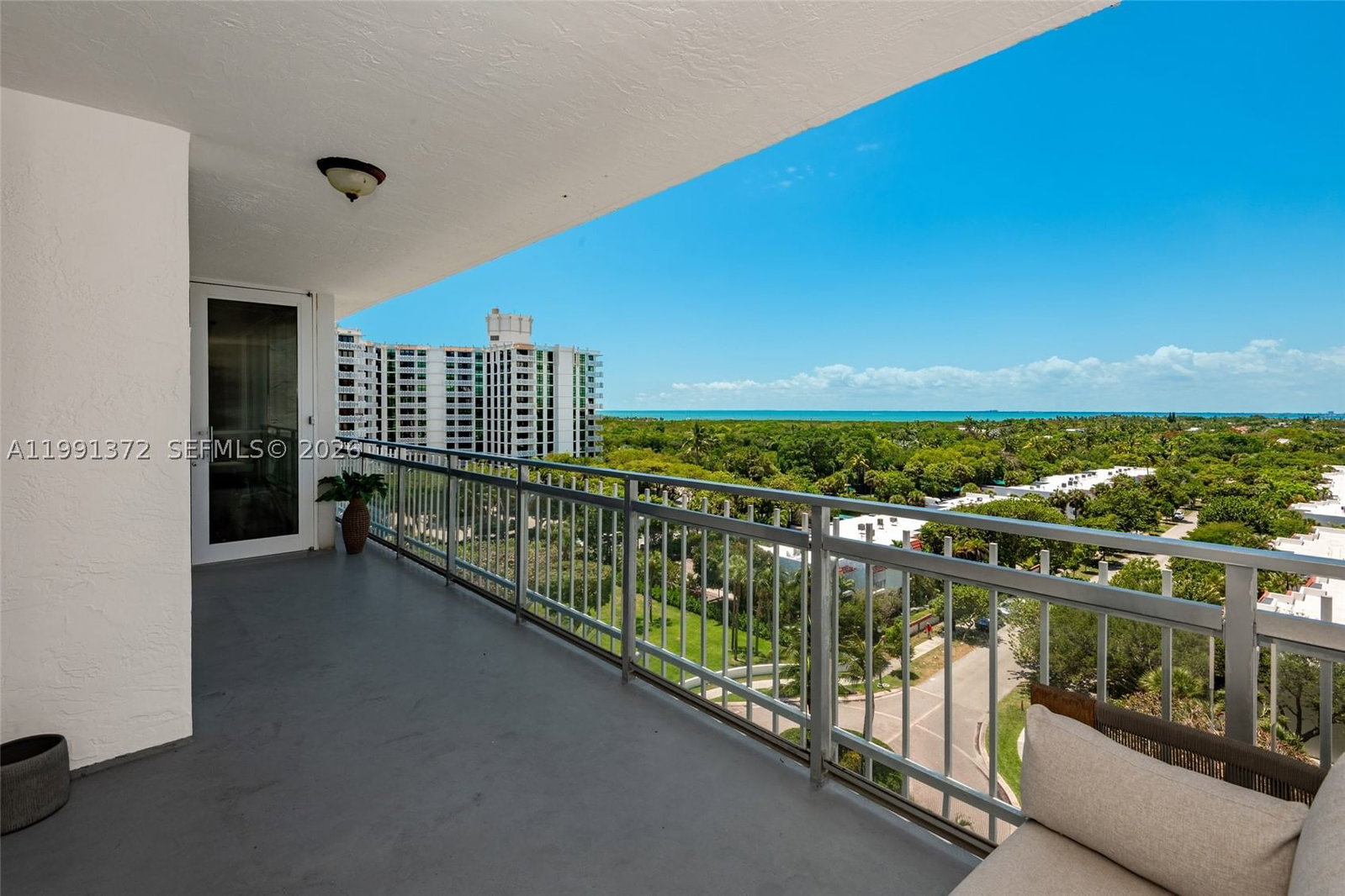Real estate property located at 600 Grapetree Dr #9GN, Miami-dade, Mar-azul Condo, Key Biscayne, FL