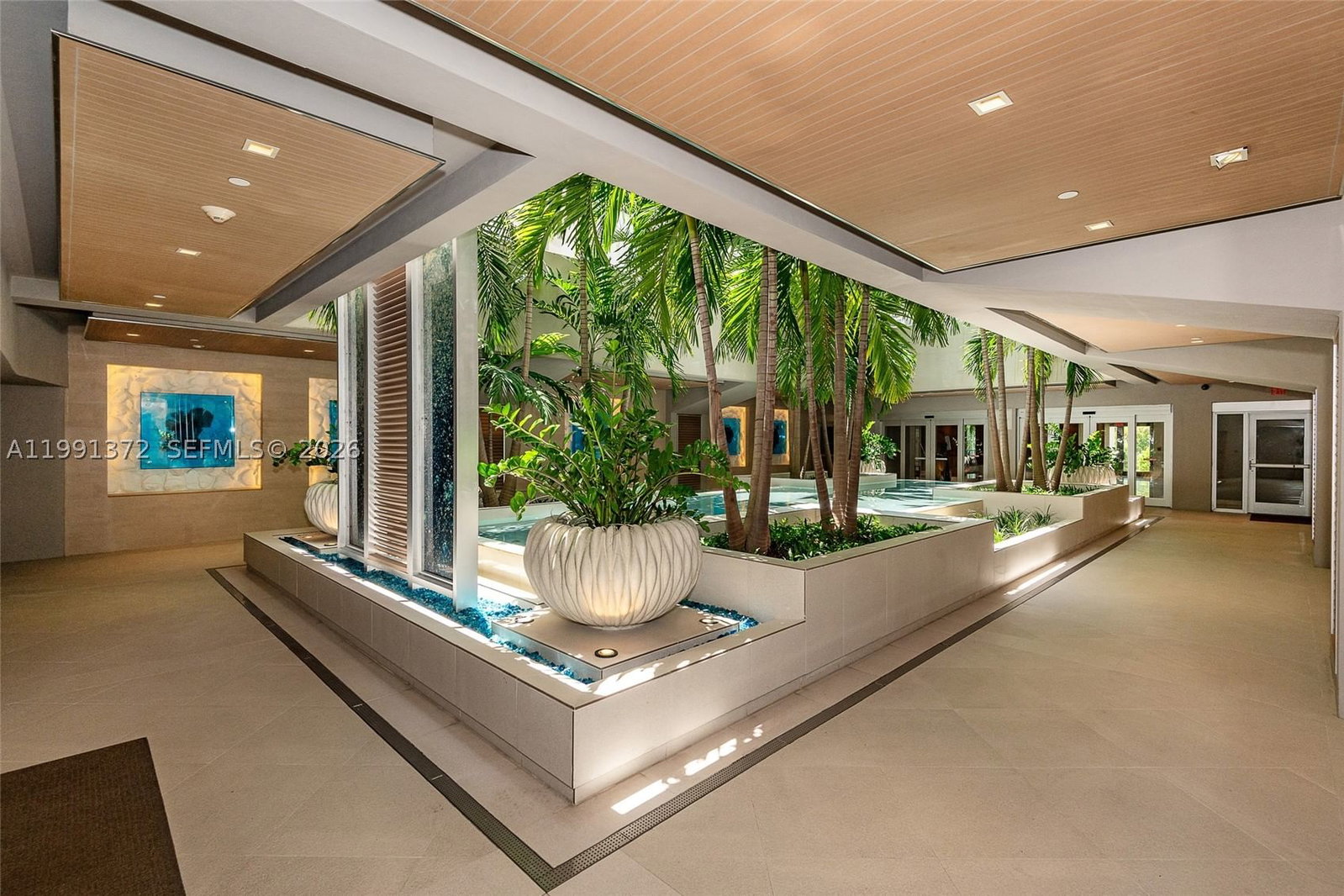 Real estate property located at 600 Grapetree Dr #9GN, Miami-dade, Mar-azul Condo, Key Biscayne, FL