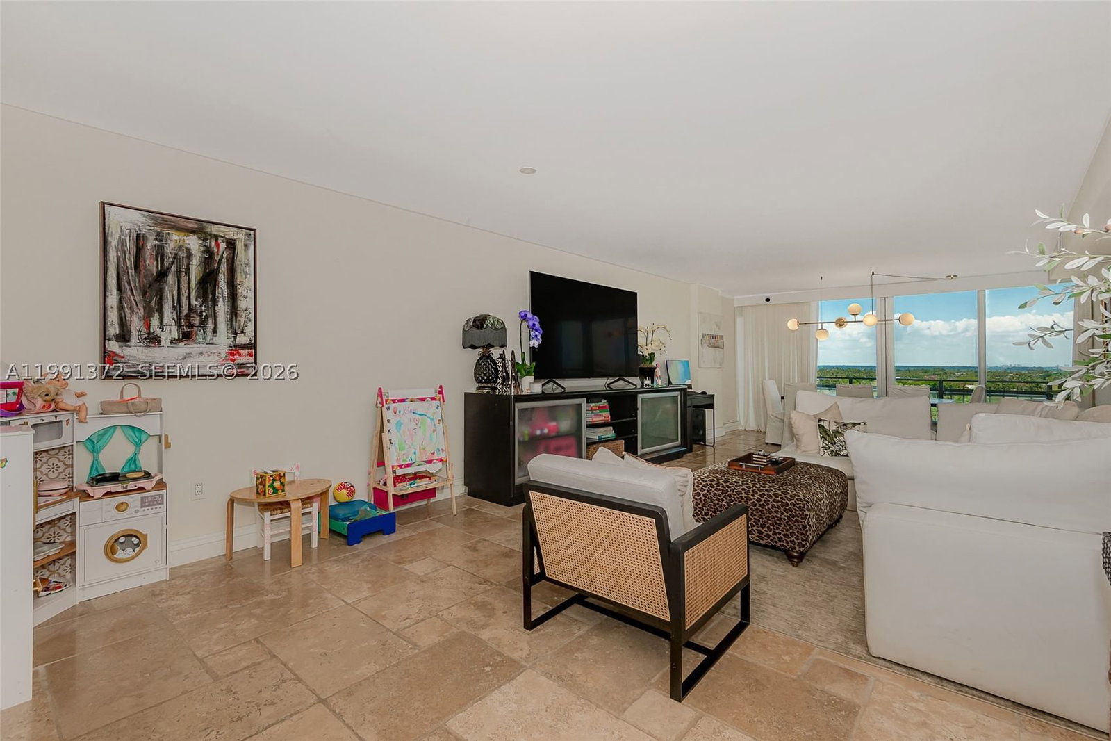 Real estate property located at 600 Grapetree Dr #9GN, Miami-dade, Mar-azul Condo, Key Biscayne, FL