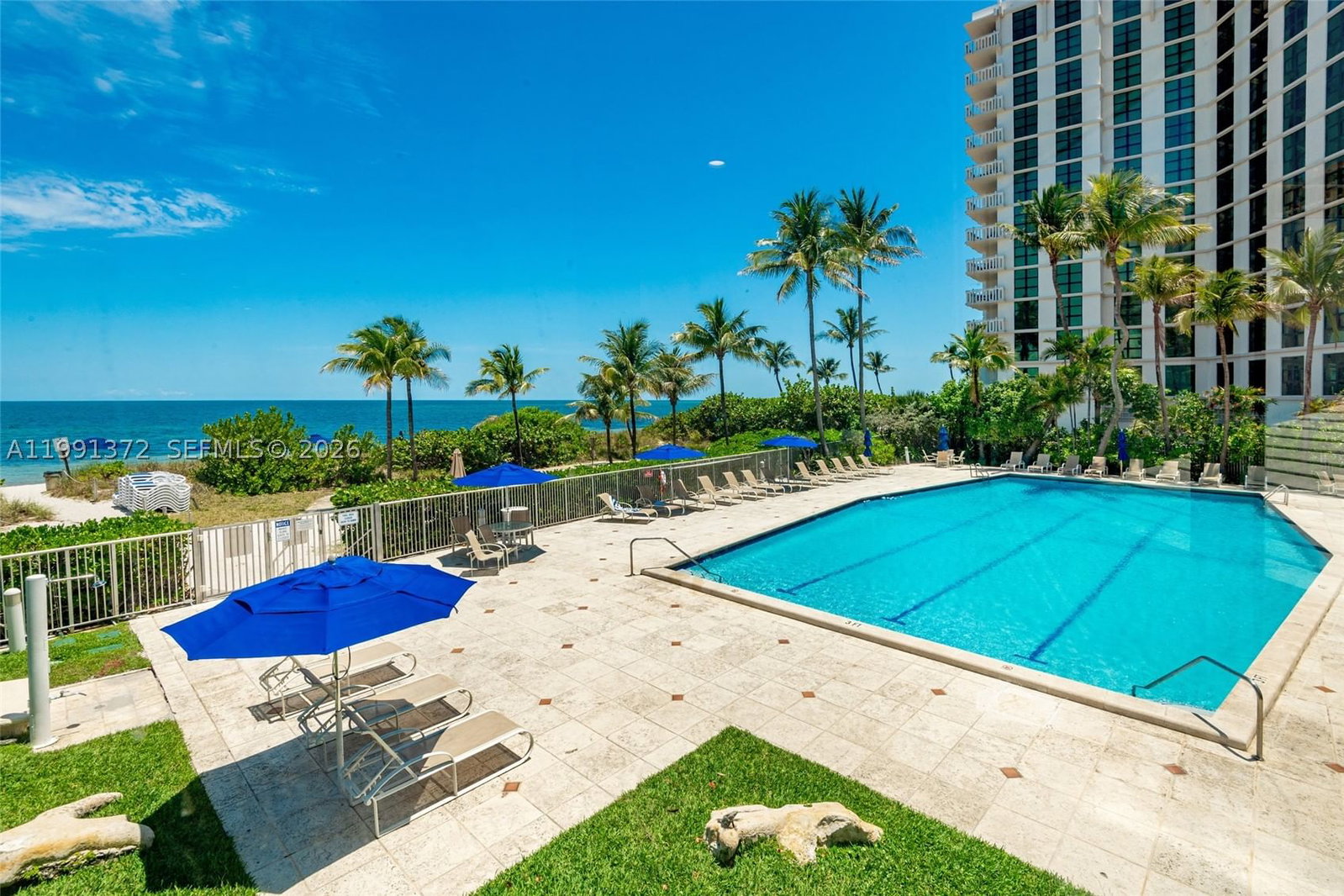Real estate property located at 600 Grapetree Dr #9GN, Miami-dade, Mar-azul Condo, Key Biscayne, FL