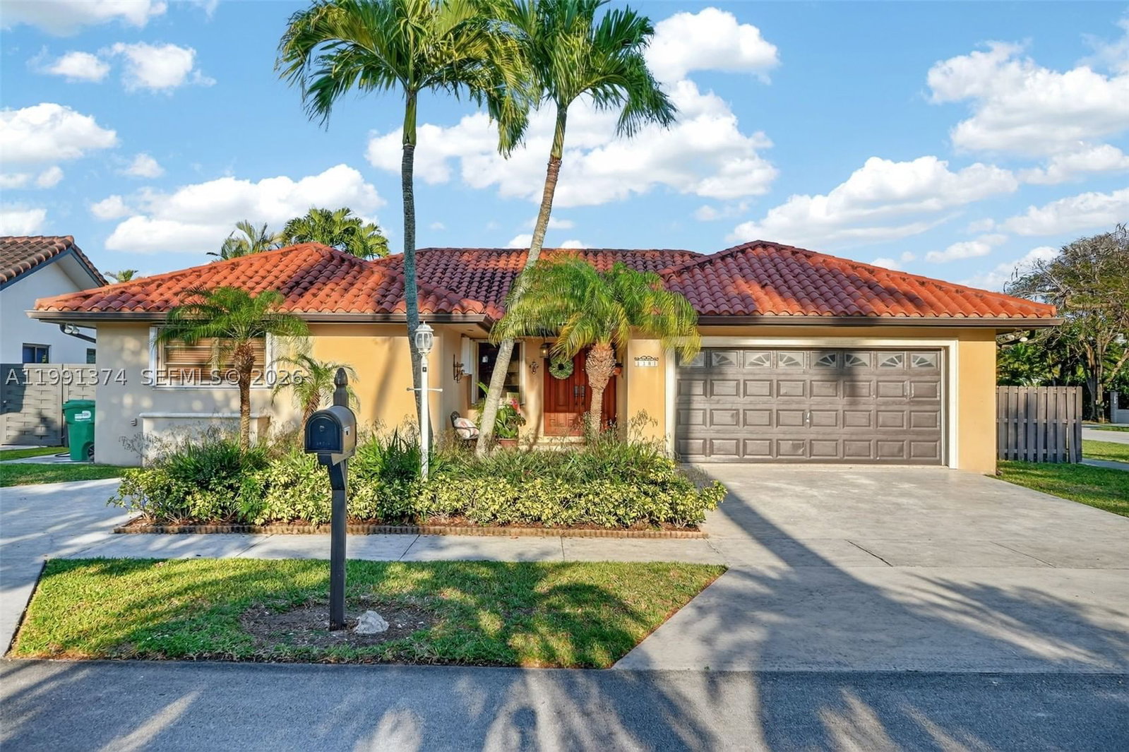 Real estate property located at 3381 140th Ave, Miami-dade, Bird Villas Sub 2nd Addn, Miami, FL