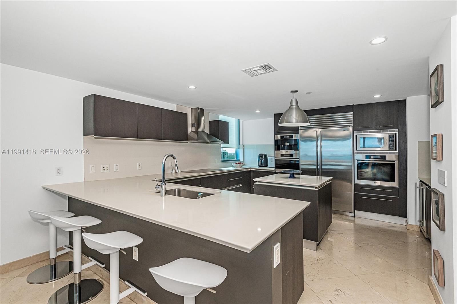 Real estate property located at 17001 Collins Ave #3101, Miami-dade, Jade Beach Condo, Sunny Isles Beach, FL