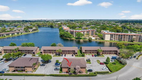 Real estate property located at 10002 Winding Lake Rd #204, Broward, Winding Lake At Welleby C, Sunrise, FL